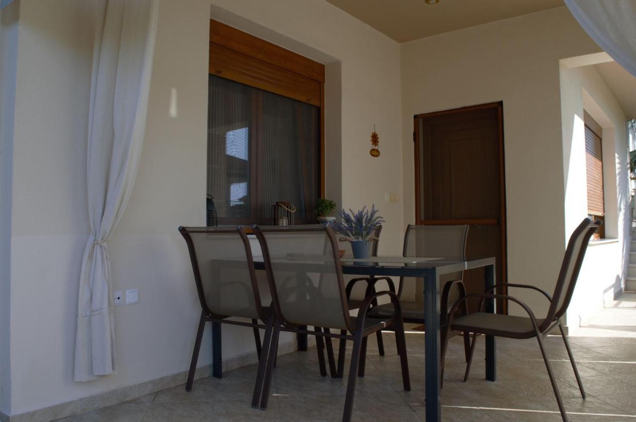 Family Resort In Nea Vrasna Ngoại thất bức ảnh