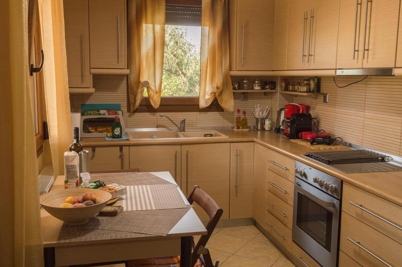 Family Resort In Nea Vrasna Ngoại thất bức ảnh